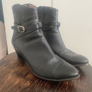 Gravati Italian-made heeled booties